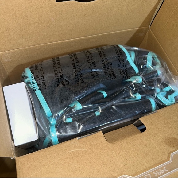 Leg Massager with Heat, Air Compression Leg Massager for Circulation and Relaxat - Picture 4 of 6